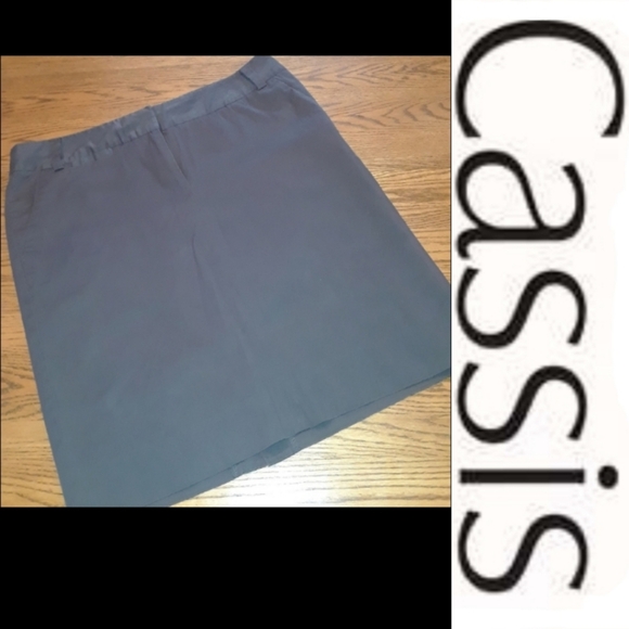 Size 16 plus brown straight skirt - Picture 12 of 12